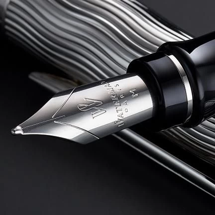 Waterman Expert Special Edition Deluxe Blue And Chrome Trim Fountain Pen 2 Waterman Expert Special Edition Deluxe Blue And Chrome Trim Fountain Pen - Image 2