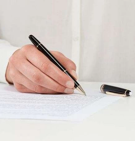 Montblanc Meisterstuck Classique Black Gold Trim Rollerball Pen 3 Montblanc Meisterstuck Classique Black Gold Trim Rollerball Pen - Image 3