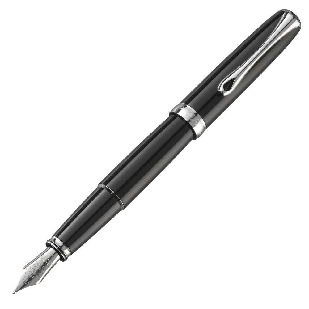 Diplomat Excellence A2 Black Lacquer Fountain Pen 1 Diplomat Excellence A2 Black Lacquer Fountain Pen