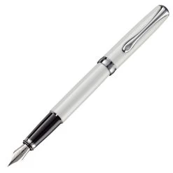 Diplomat Excellence A2 Pearl White Fountain Pen