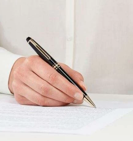 Montblanc Meisterstück Classique Gold Trim Ballpoint Pen 3 Montblanc Meisterstück Classique Gold Trim Ballpoint Pen - Image 3